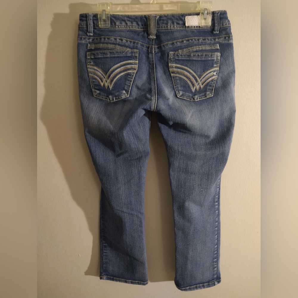 Jeans - Picture 2 of 3